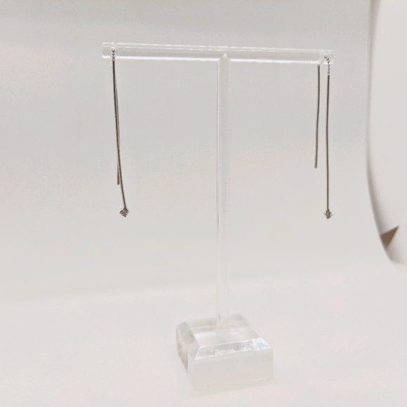 Sterling silver Pull Through Earrings - Picture 3 of 3